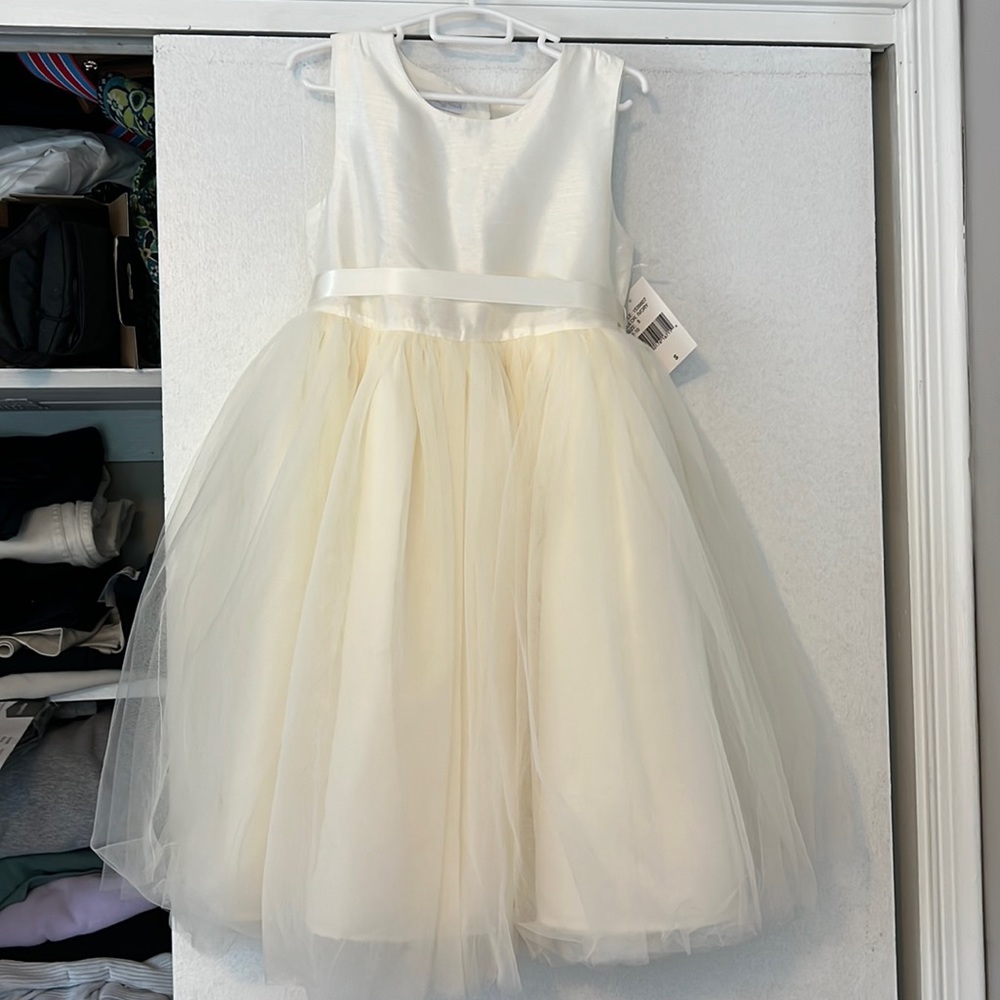 Little Girls Ivory Flower Girl Dress